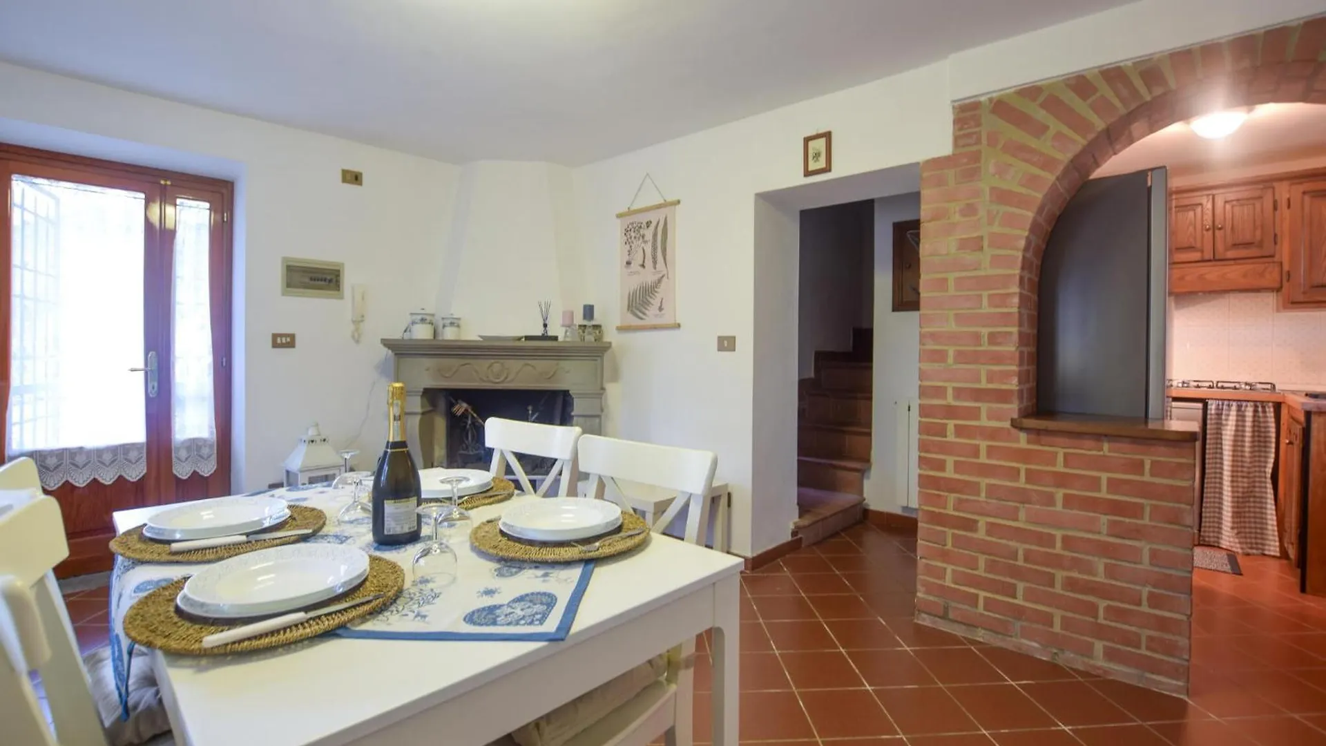 Holiday home Cozy Home In Massarosa With Kitchen